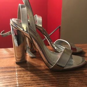Size 8 silver Steve Madden heels